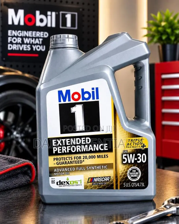 Mobil 1 5w-30 Advanced Full Synthetic Engine Oil 4.73L · Photo 1
