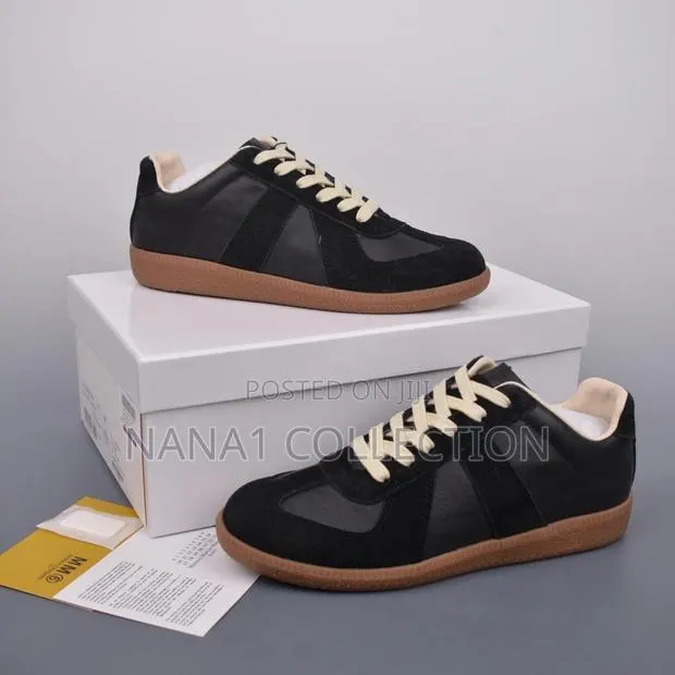 Maison Margiela Replica Low - Top Sneakers in Four Colors · Photo 1