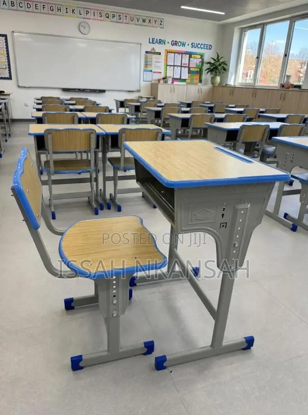 Children Desk · Photo 1