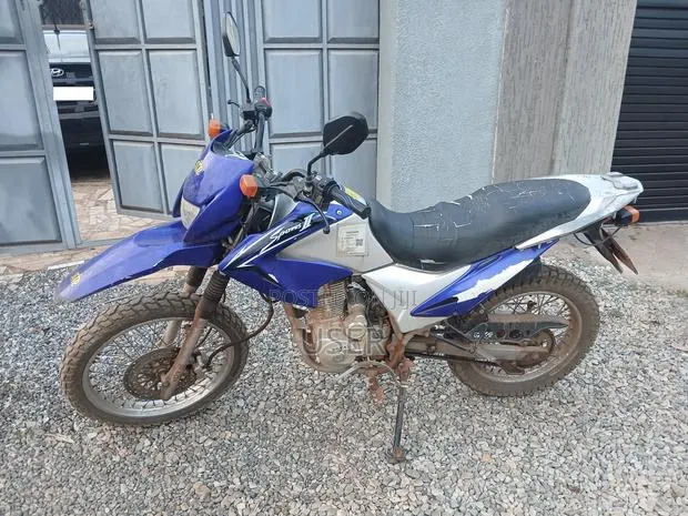 Royal Motorcycle 2022 Blue · Photo 1