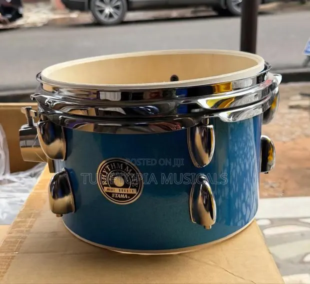 Tama 5set Drums With One Hihat and Cymbal · Photo 1