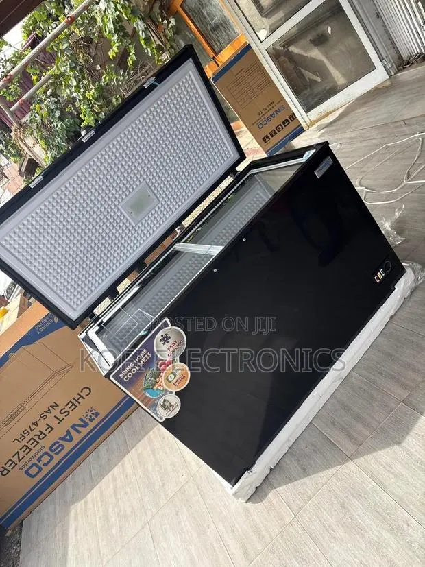 Nasco 400l Heavy Duty Black Chest Freezer · Photo 1