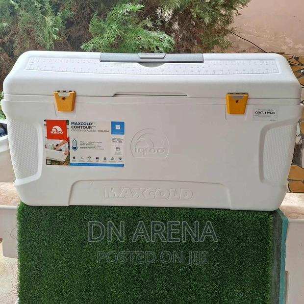 Igloo 165 Quart Biggest Size Cooler Box/Ice Chest · Photo 2