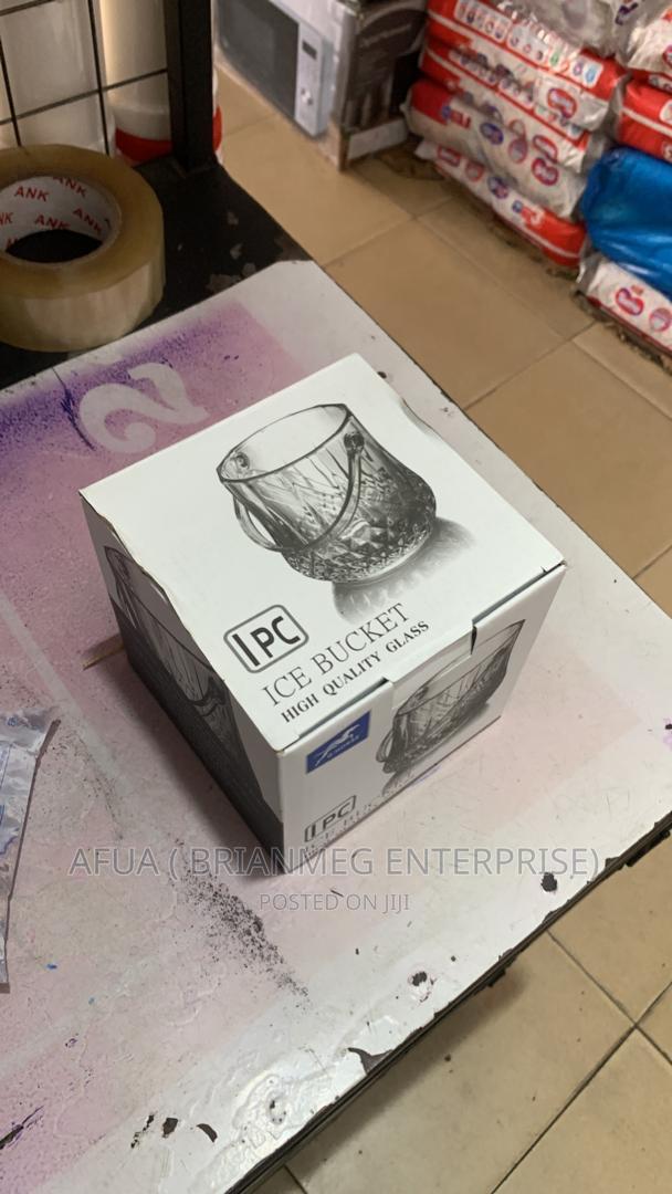 Glass Ice Bucket · Photo 2