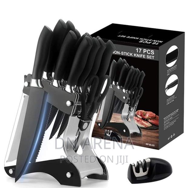 Numola 17 PCS Kitchen Knife Set With Block and Sharpener T · Photo 1