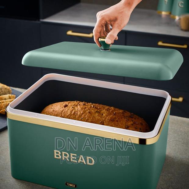 Tower Bread Bin With Cannisters · Photo 2