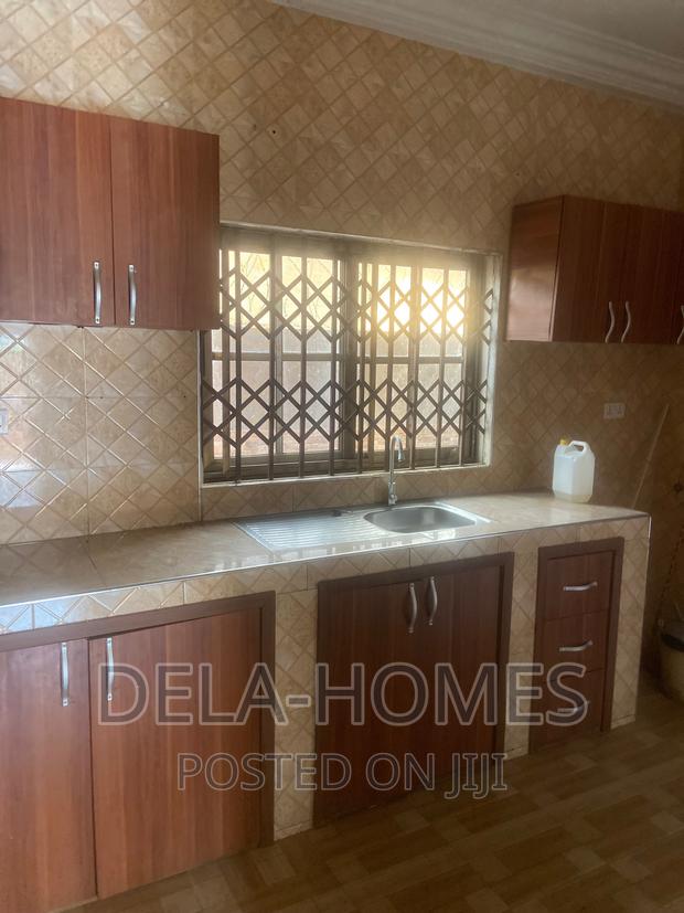 Two Bedroom Apartment for Rent at Ashaley Botwe. · Photo 7