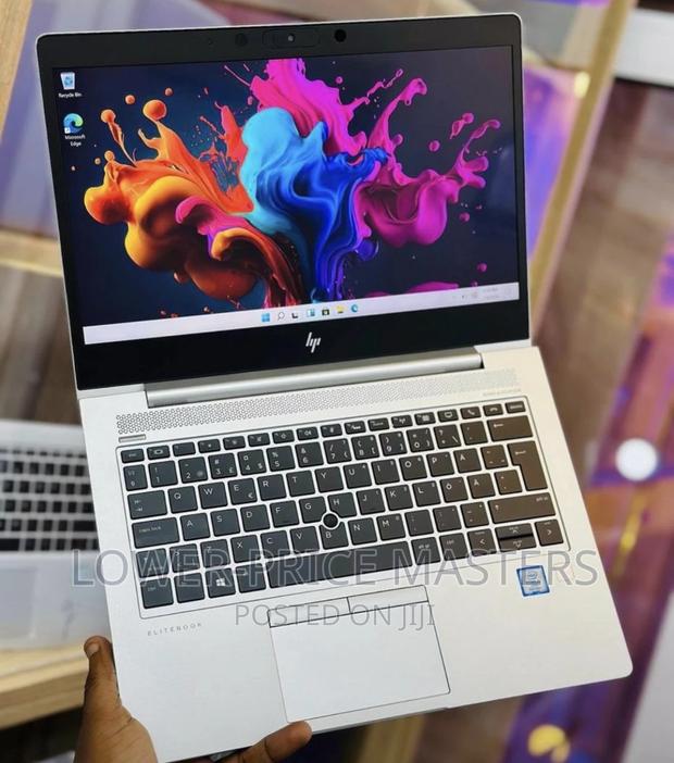 New Laptop HP EliteBook 830 G6 8GB Intel Core i5 SSD 256GB · Photo 1