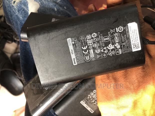 Dell Big Pin Original Home Used 65w,Round Head Charger/Adapter · Photo 3