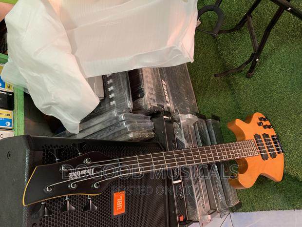 Ibanez Gio Active Jazz Bass Guitar · Photo 4