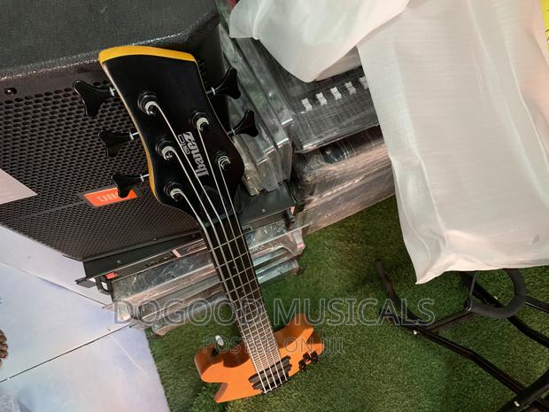 Ibanez Gio Active Jazz Bass Guitar · Photo 8