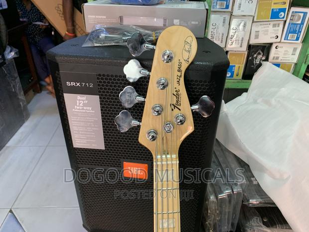 Fender JAZZ BASS Active Guitar · Photo 2