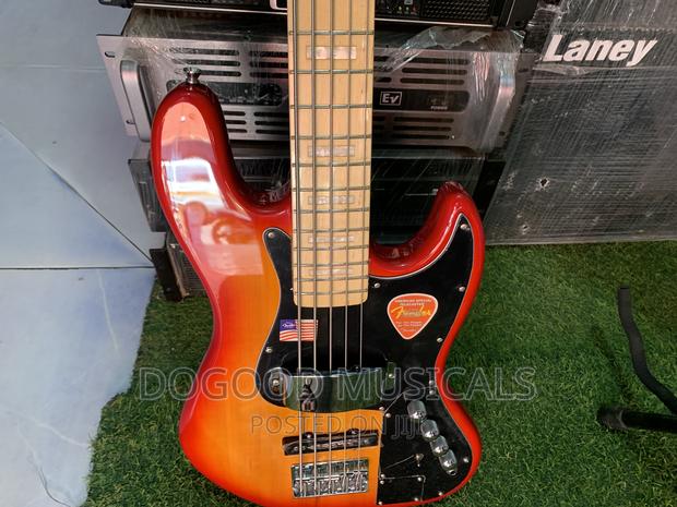 Fender JAZZ BASS Active Guitar · Photo 4