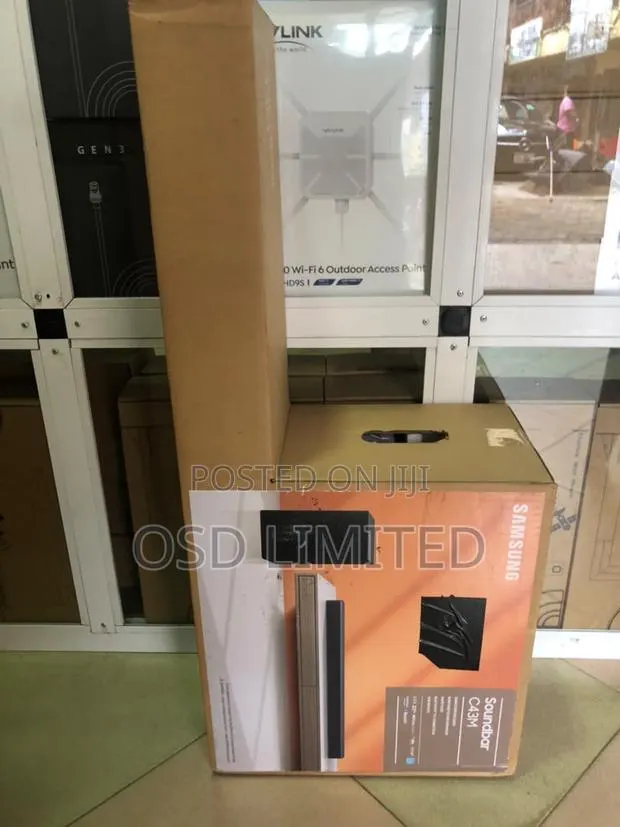 Samsung C43m 210-Watt Sound System · Photo 1