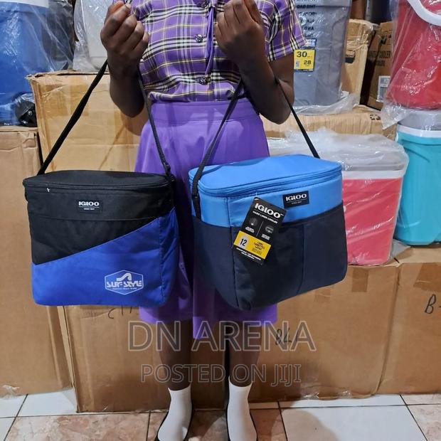 Igloo 12 Cans Capacity Lunch Bag · Photo 5