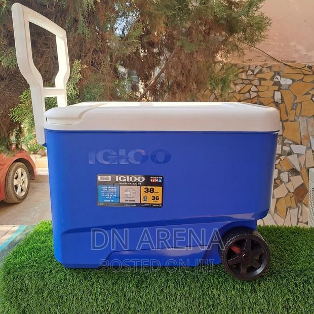 Igloo 38quart Wheelie Cool Ice Chest · Photo 6