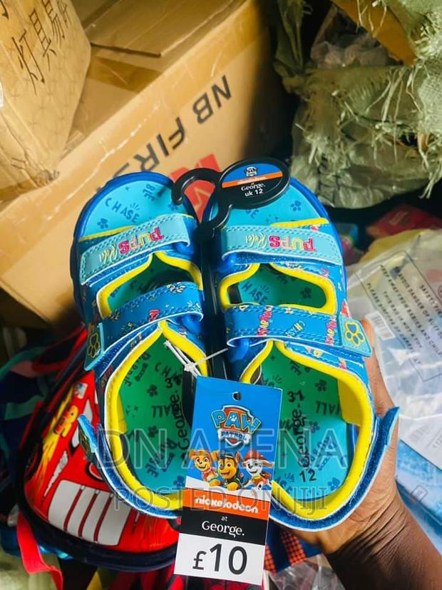 Kids Cartoons Characters Sandals · Photo 1