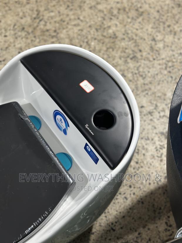Cute Water Closet_ Egg WC_ Water Saving · Photo 4