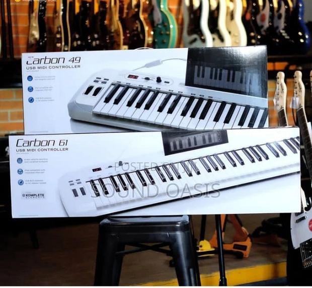 Samson Carbon 61 USB MIDI Controller · Photo 2