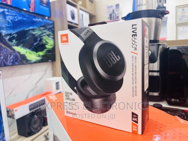 Very Sleek JBL Headphones JBL Live 660 · Photo 1