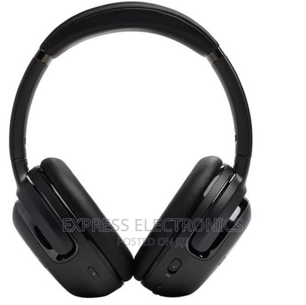Neatly Sealed in Box JBL Tour One M2 · Photo 1
