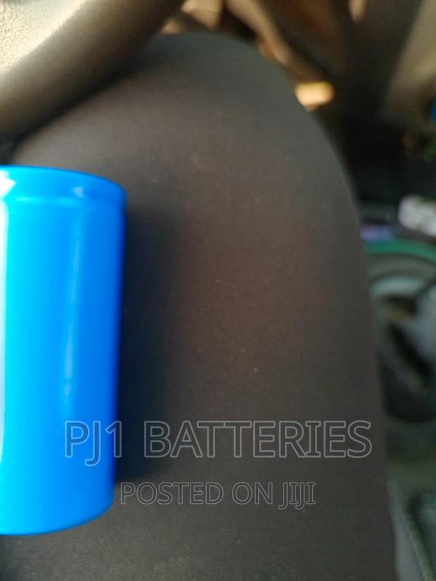 3.2v Lithium Battery · Photo 1