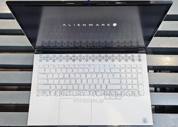 Laptop Dell Alienware M17 R3 32GB Intel Core I9 SSD 1.5T · Photo 1