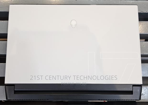 Laptop Dell Alienware M17 R3 32GB Intel Core I9 SSD 1.5T · Photo 3