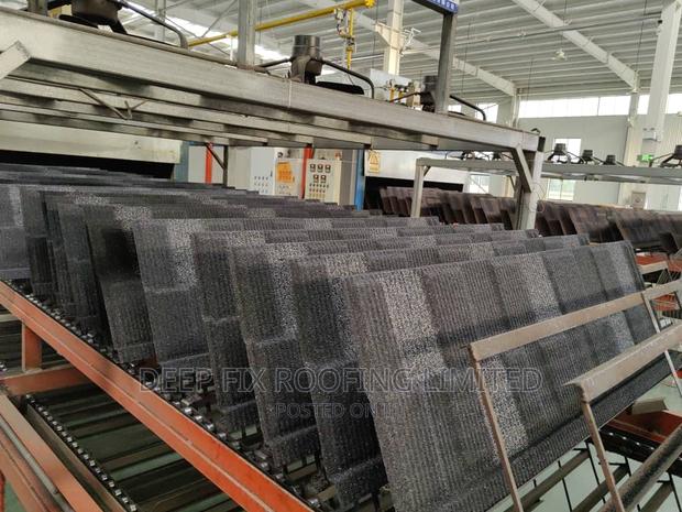 Shingles Tiles Stone Coated 0.45mm 50 Years · Photo 4