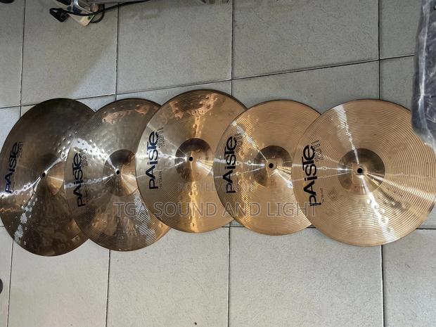Paiste 201 Bronze Set With Splash · Photo 1