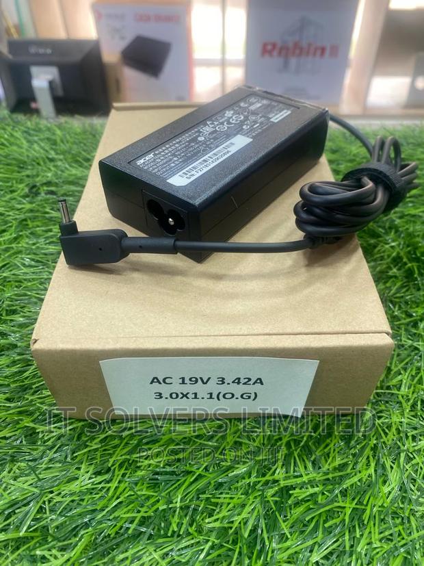 Acer New 19v 3.42 3.0mm*1.1mm Original · Photo 1