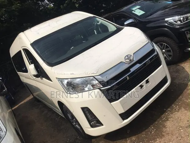 New Toyota HiAce 2025 White · Photo 1