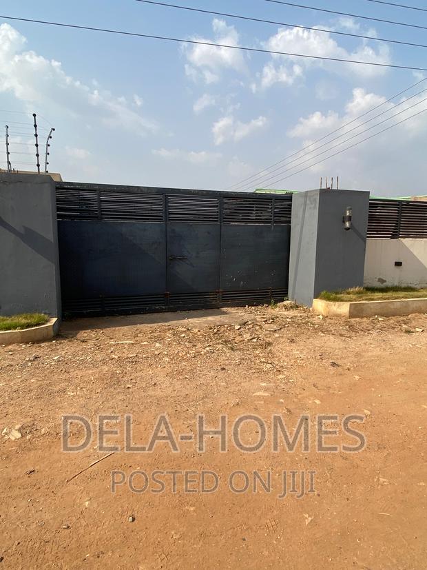 50/70 Wall N Gated,Titled Land for Sale at Oyarifa. · Photo 2