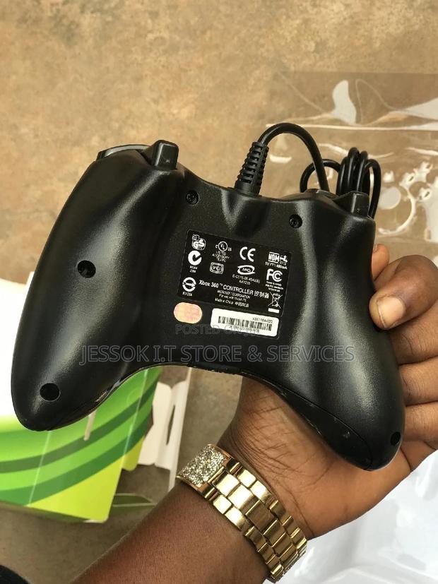 Xbox 360 Controller for Computer and Xbox · Photo 6
