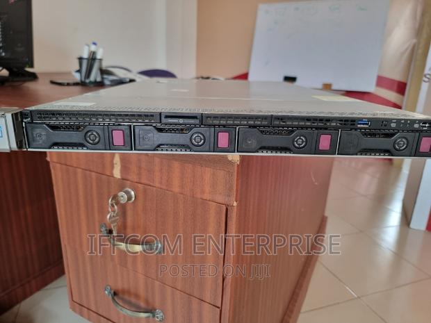 Server HP ProLiant DL360 Gen9 64GB Intel Xeon HDD 500GB · Photo 2