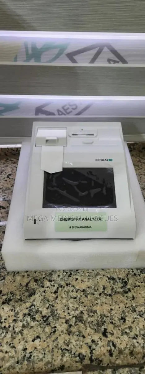 Edan I15 ABG Blood Gas Analyzer · Photo 1