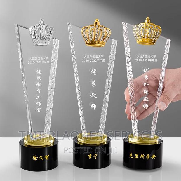 Crystal Award Plaque for Your Events and Awards · Photo 2