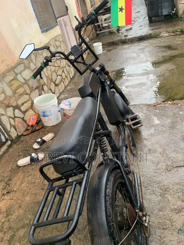 Motorcycle 2024 Black · Photo 1