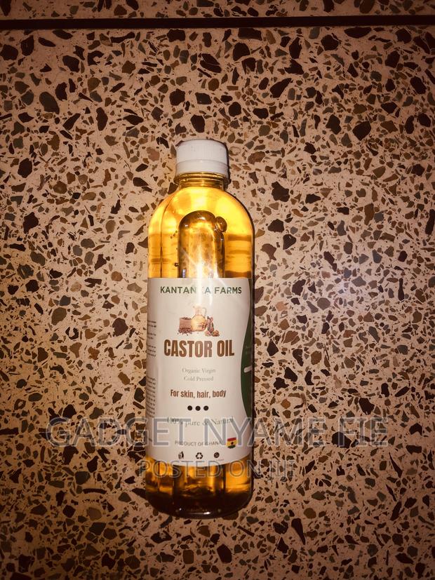 100% Pure Castor Oil · Photo 1
