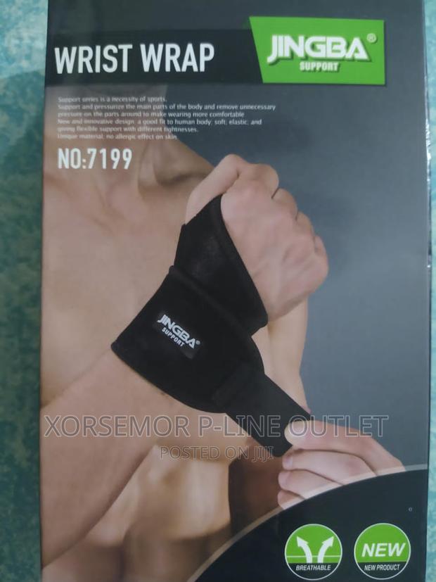 Comfortable Wrist Strap · Photo 2