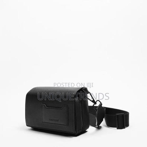 Zara Cross Bags · Photo 2
