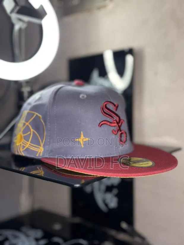 New Era Chicago White Sox 59FIFTY Grey Red Fitted Baseball Cap · Photo 1