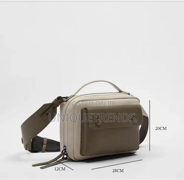 Zara Cross Bags · Photo 6