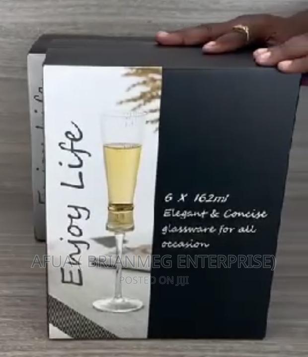Executive Luxury Champagne Flutes · Photo 1