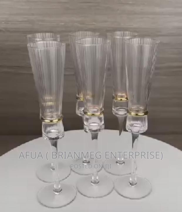 Executive Luxury Champagne Flutes · Photo 4