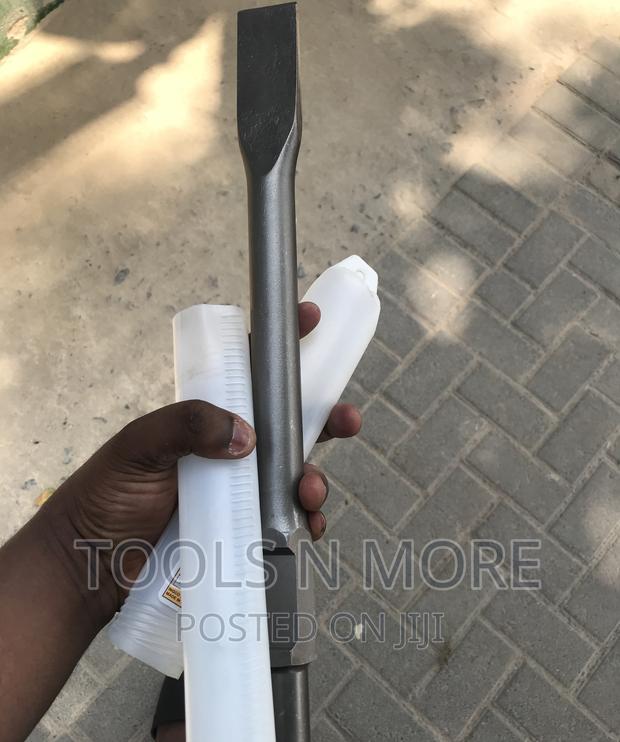 INGCO Hex Chisel (Flat) · Photo 1