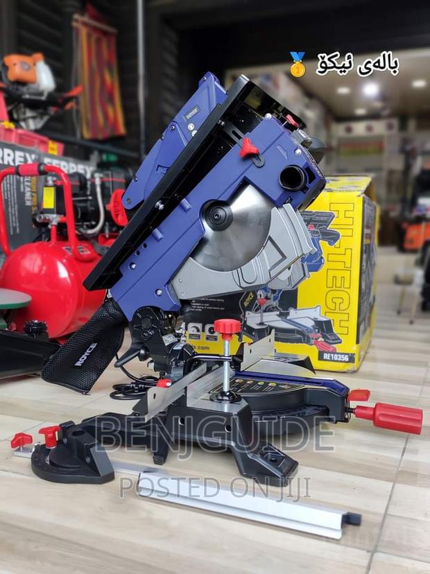Table Mitre Saw 1800W · Photo 2
