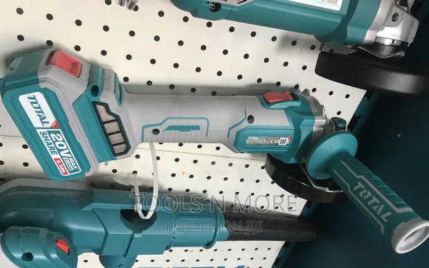 TOTAL Cordless Angle Grinder · Photo 1