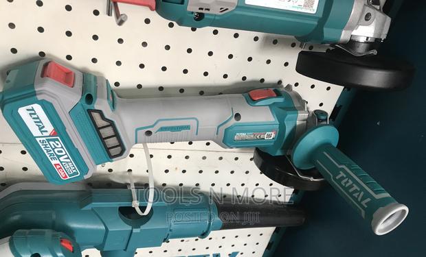 TOTAL Cordless Angle Grinder · Photo 2