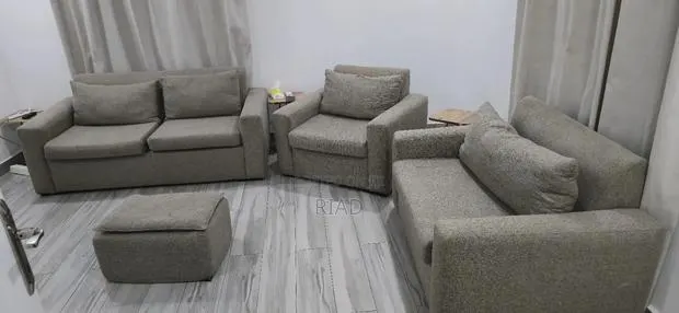 Modern 5 Piece Living Room Sofa Set · Photo 1